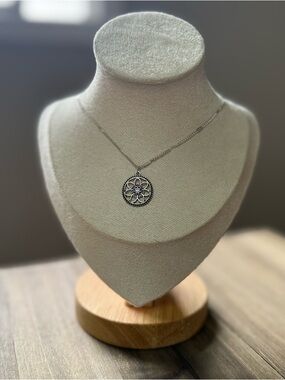Silver Floral Mandala Pendant Necklace - Women Jewelry